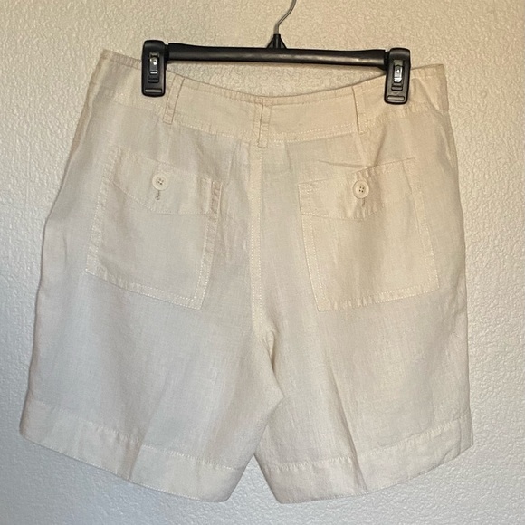 NWOT  Liz Wear by Liz Claiborne Womens Khaki linen drawstring shorts Size 8 - Picture 2 of 16